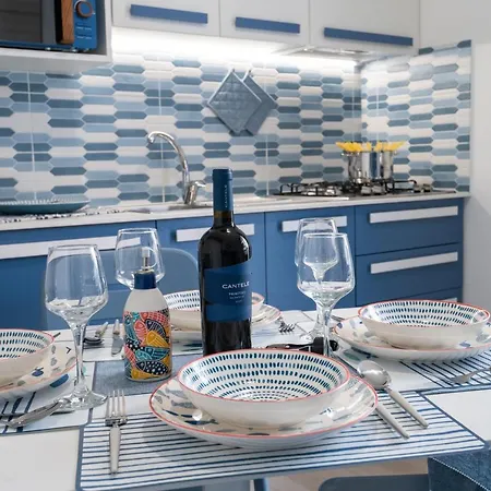Al Manara - Fronte Mare Apartment